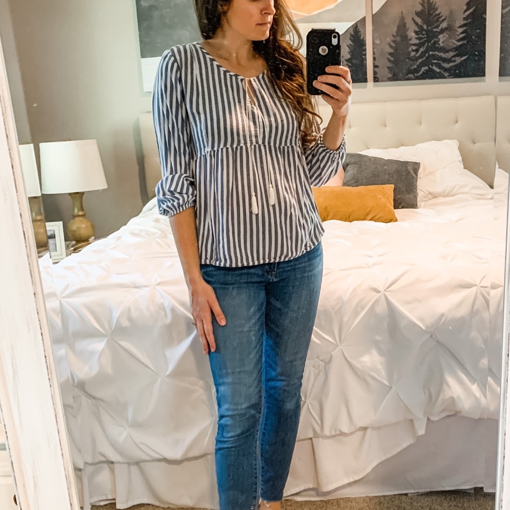 Old Navy Long Sleeve Swing Blue Stripe top